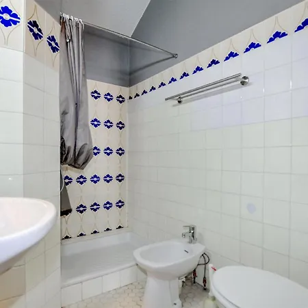 Apartment Amazing In